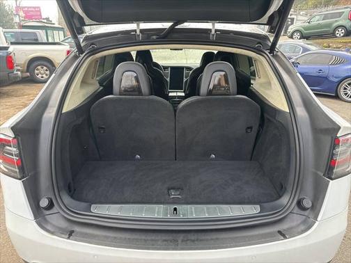 2016 Tesla Model X P90D