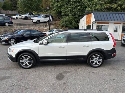 2015 Volvo XC70 T6 Platinum