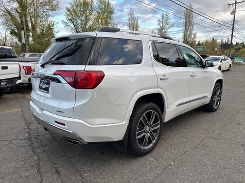 2018 GMC Acadia Denali