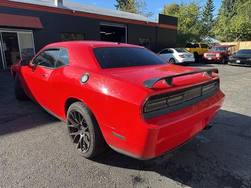 2009 Dodge Challenger SRT8