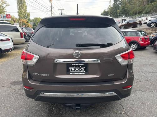 2015 Nissan Pathfinder S