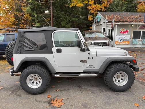 2004 Jeep Wrangler X