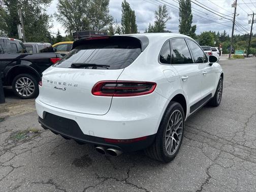 2018 Porsche Macan Base