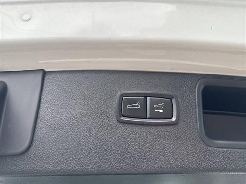 2018 Porsche Macan Base