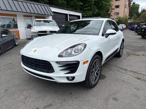 2018 Porsche Macan Base