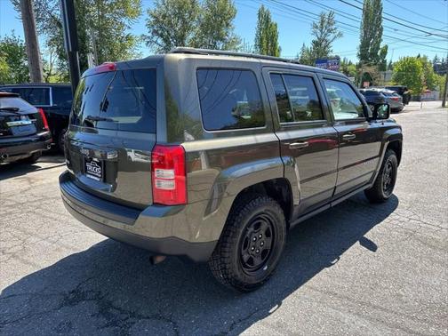 2016 Jeep Patriot Sport