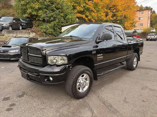 2004 Dodge Ram 2500 SLT Quad Cab