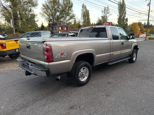 2003 Chevrolet Silverado 2500 LS H/D Extended Cab