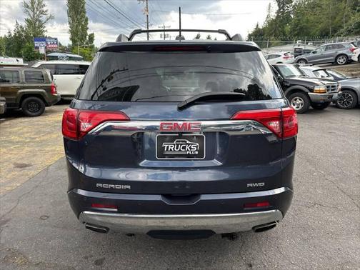 2018 GMC Acadia Denali