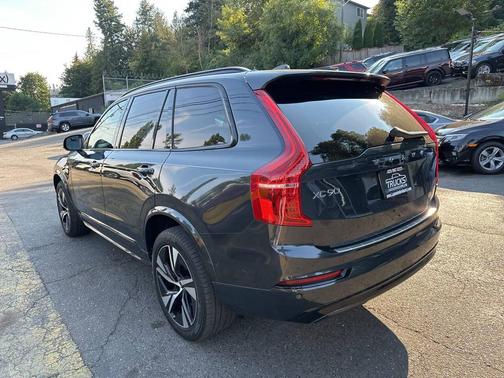 2022 Volvo XC90 Recharge Plug-In Hybrid T8 R-Design 7 Passenger