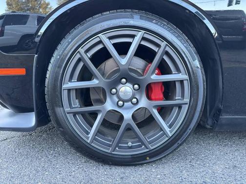 2016 Dodge Challenger R/T Scat Pack