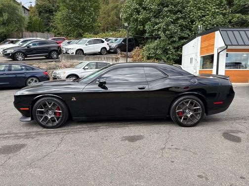 2016 Dodge Challenger R/T Scat Pack