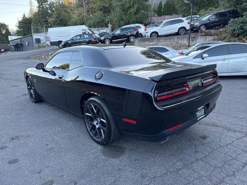 2016 Dodge Challenger R/T Scat Pack