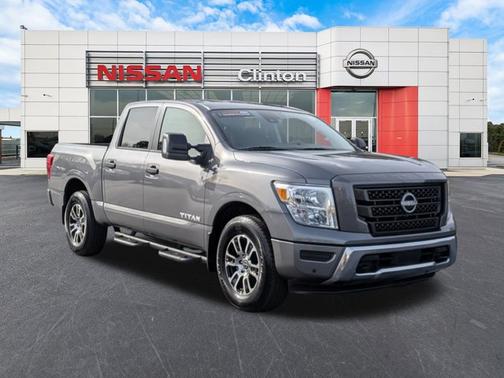 2024 Nissan Titan SV