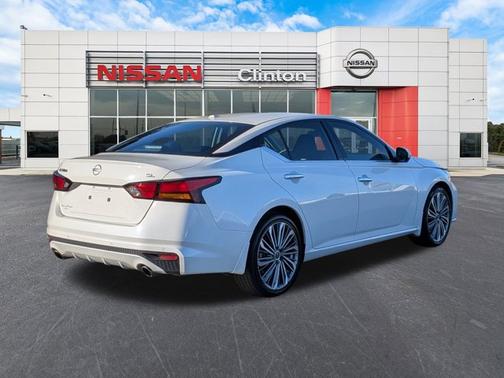 2024 Nissan Altima 2.5 SL