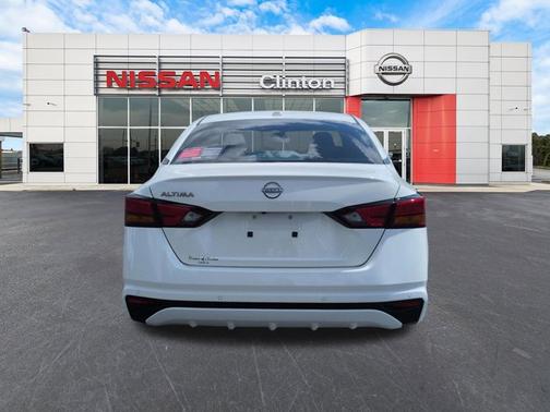 Glacier White 2025 Nissan Altima S