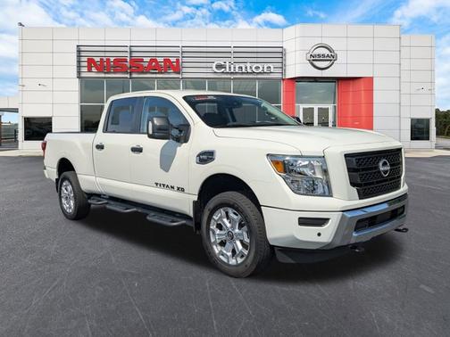 2024 Nissan Titan XD SV