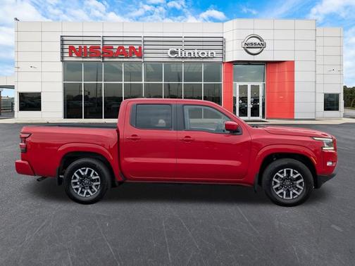 2024 Nissan Frontier SL