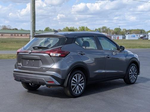 Gun Metallic 2023 Nissan Kicks SV