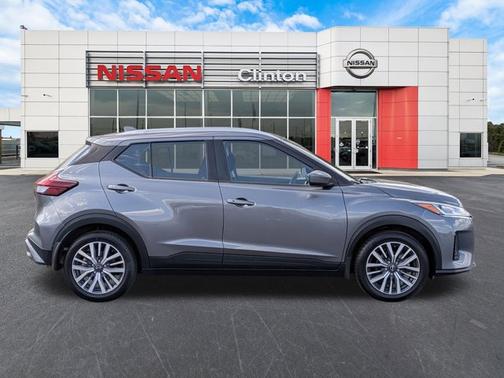 Gun Metallic 2023 Nissan Kicks SV