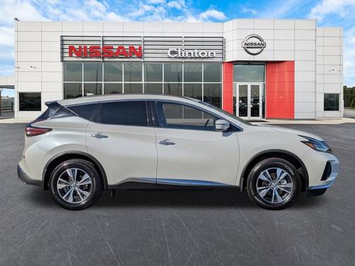 2024 Nissan Murano SV