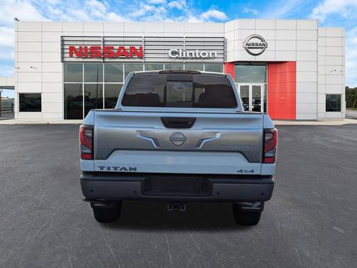 2024 Nissan Titan Platinum Reserve