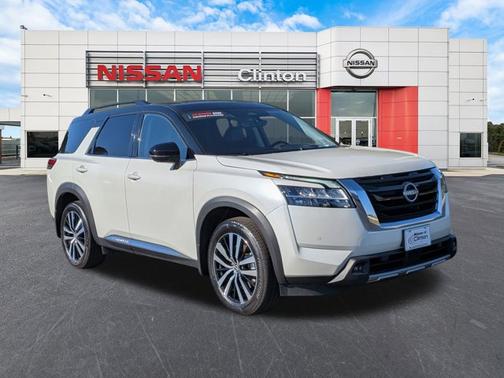 2024 Nissan Pathfinder Platinum