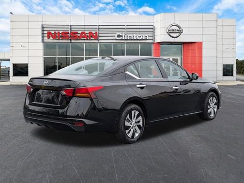 2025 Nissan Altima S