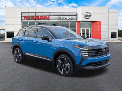 2025 Nissan Kicks SR