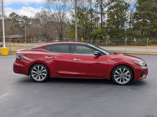 2023 Nissan Maxima Platinum