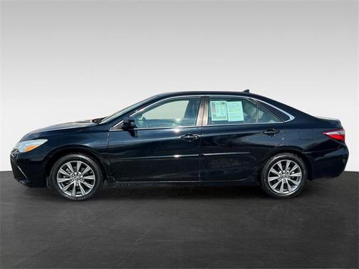 2016 Toyota Camry XLE