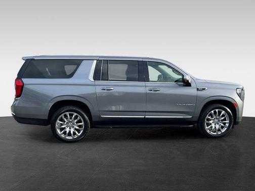 Satin Steel Metallic 2022 GMC Yukon XL SLT