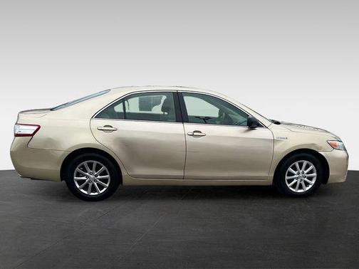 2011 Toyota Camry Hybrid SE