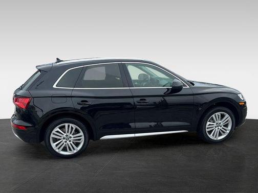 2018 Audi Q5 2.0T Tech Premium
