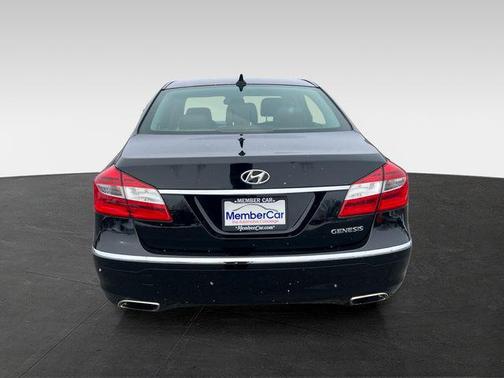 2012 Hyundai Genesis 3.8