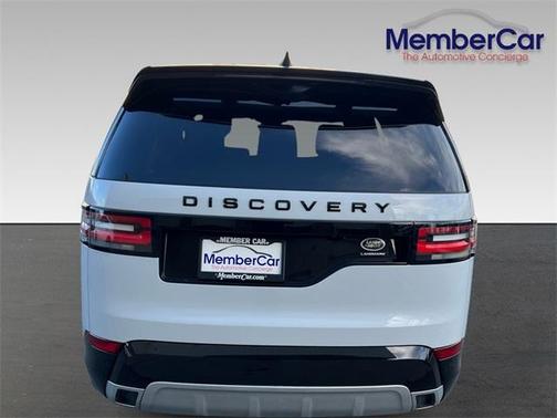 Photo 4 of 32 of 2020 Land Rover Discovery Landmark