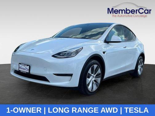 Pearl White Multi-Coat 2023 Tesla Model Y Long Range Dual Motor All-Wheel Drive