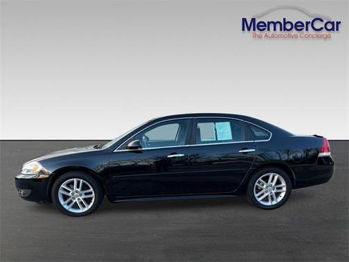 Photo 2 of 22 of 2011 Chevrolet Impala LTZ