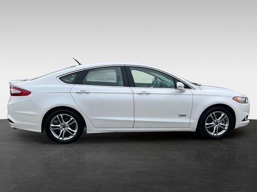 2015 Ford Fusion Energi Titanium