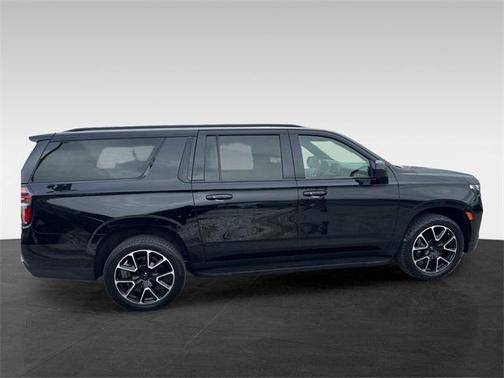 2021 Chevrolet Suburban RST