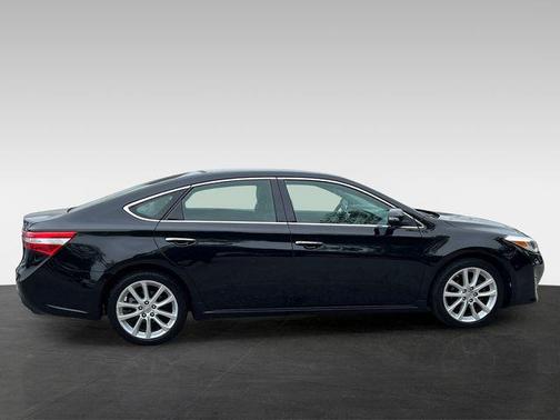 Attitude Black Metallic 2013 Toyota Avalon XLE Touring