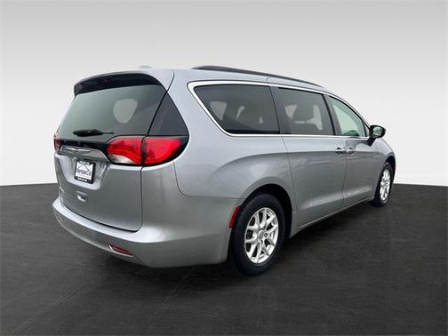 2020 Chrysler Voyager LXI