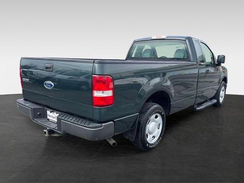 2005 Ford F-150 XL