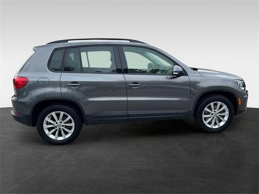 2015 Volkswagen Tiguan Auto SE