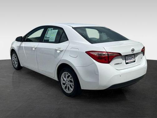 Super White 2018 Toyota Corolla L