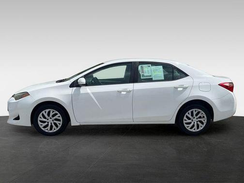 Super White 2018 Toyota Corolla L