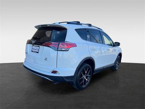 2018 Toyota RAV4 SE