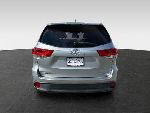 2017 Toyota Highlander LE Plus