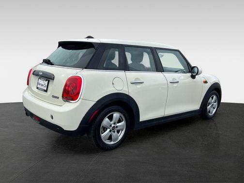2016 MINI Hardtop Cooper