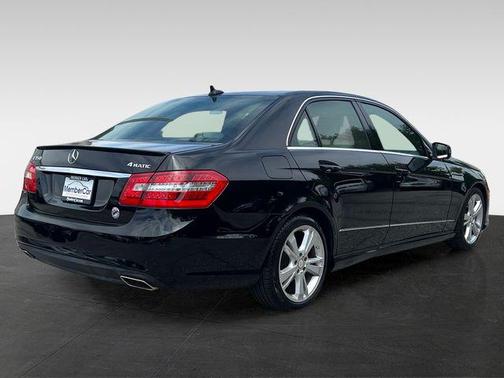 Black 2013 Mercedes-Benz E-Class 4MATIC